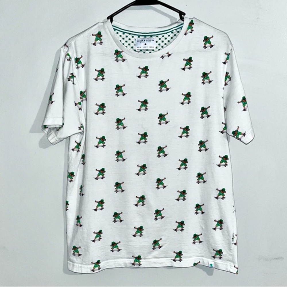 Denim & Flower Ricky Singh St. Patrick’s Day  Leprechaun Shirt Mens M